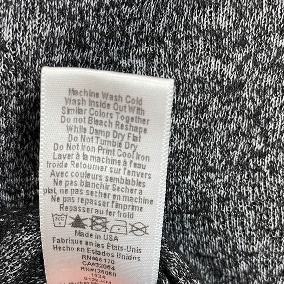 Urban Outfitters x Project Social Slouchy Distressed V-Neck Sz Small Top - Picture 10 of 11